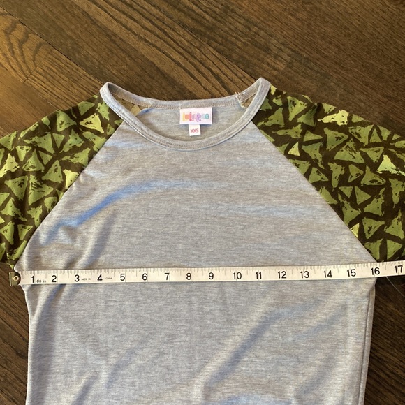 Lularoe Randy T Shirt 3/4 Sleeve Extra Extra Small XXS New NWT Gray Green - Picture 5 of 8